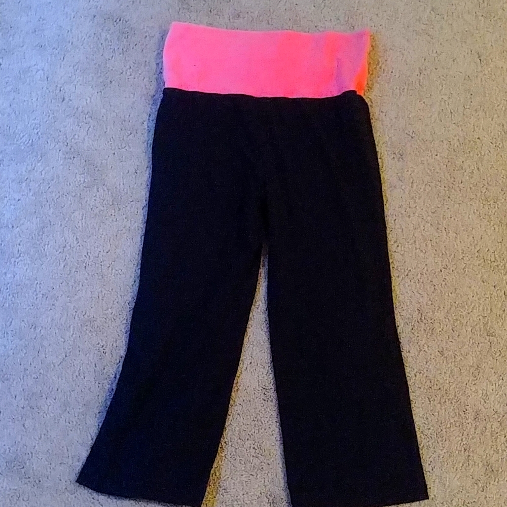 Capri yoga pants